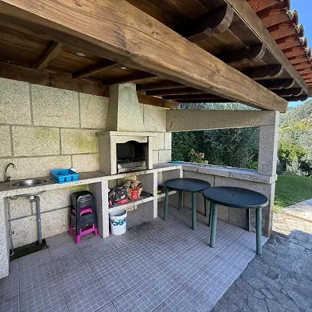 Feriehus Casa Fouces - Piscina - Geres Terras de Bouro