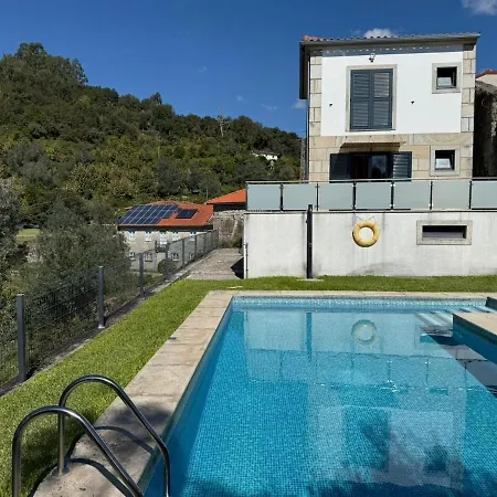 Casa Fouces - Piscina - Geres Feriehus Terras de Bouro